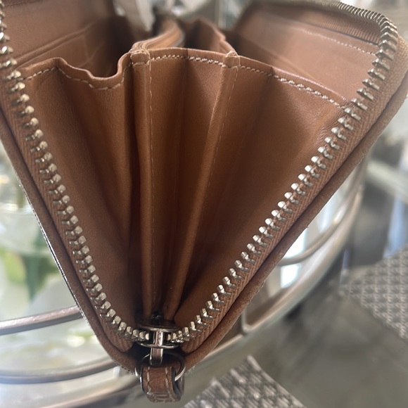 Authentic Coach Wallet - Picture 4 of 8